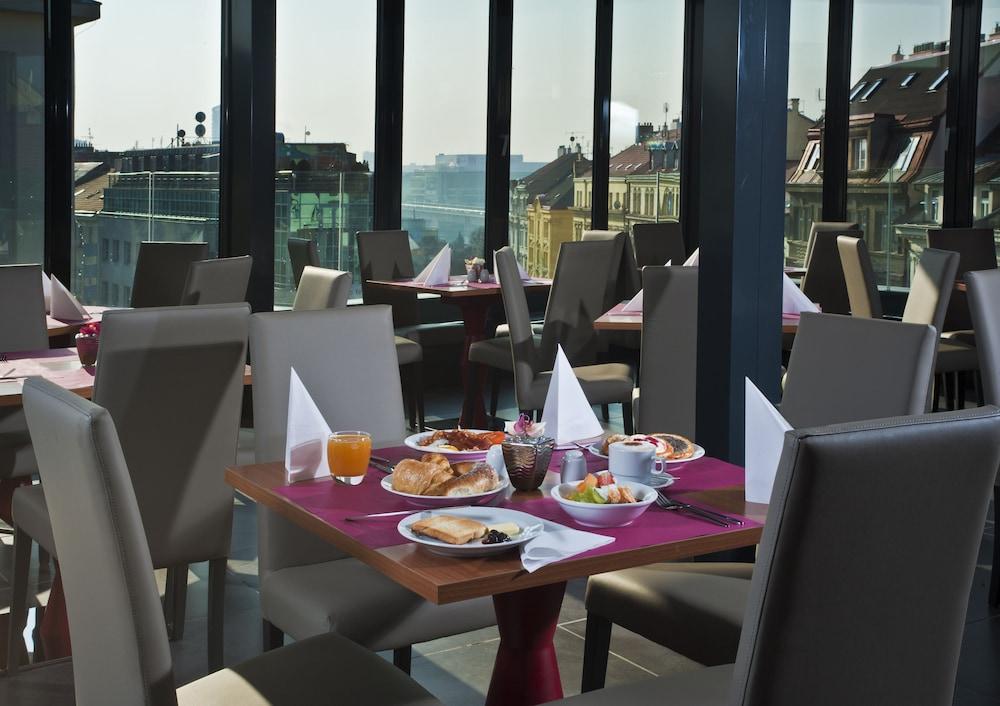 Hotel Galileo Πράγα Εξωτερικό φωτογραφία