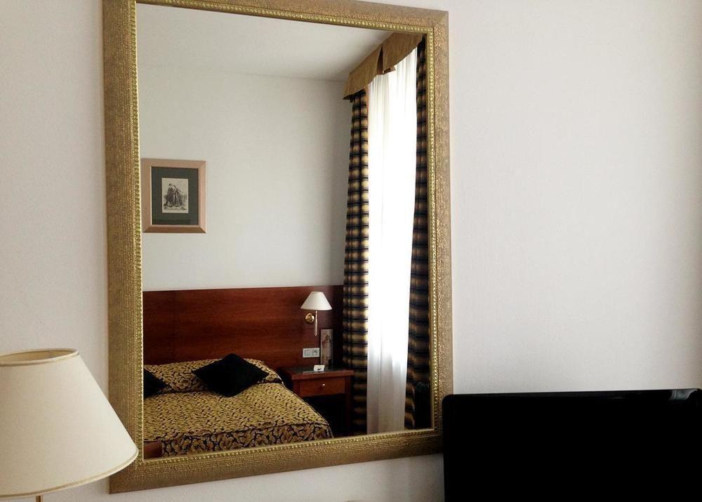 Hotel Galileo Πράγα Εξωτερικό φωτογραφία